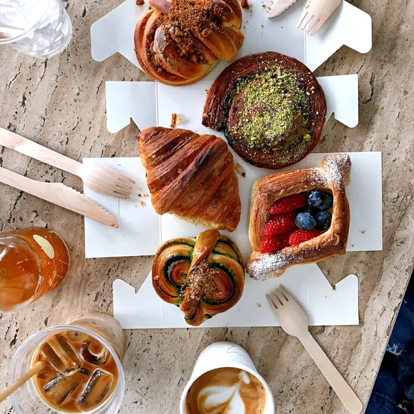 DLT Pastries